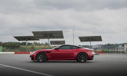 Aston Martin DBS Superleggera